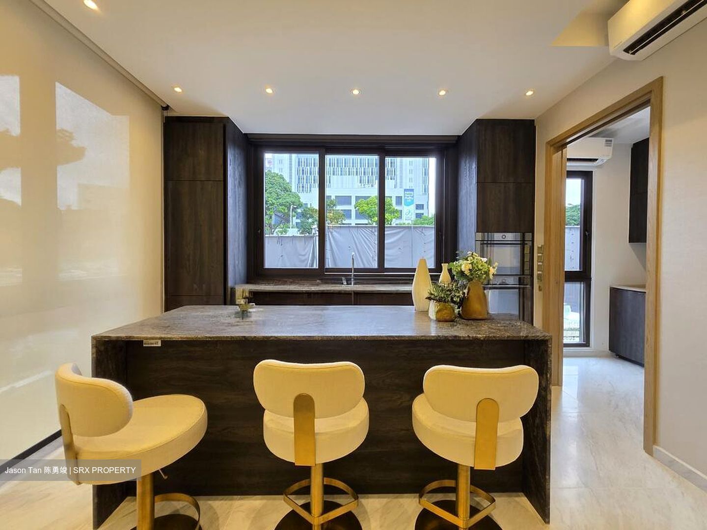 Shrewsbury Road (D11), Terrace #513703141